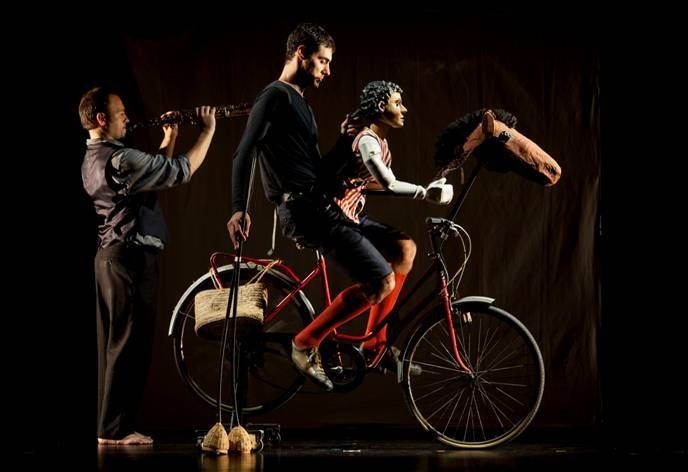 "L'amor de les tres taronges" Cia. Moviments - La fornal d'espectacles